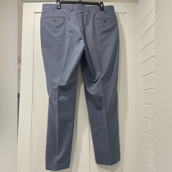 Ralph Lauren Pants Size 36x29 - Picture 2 of 4